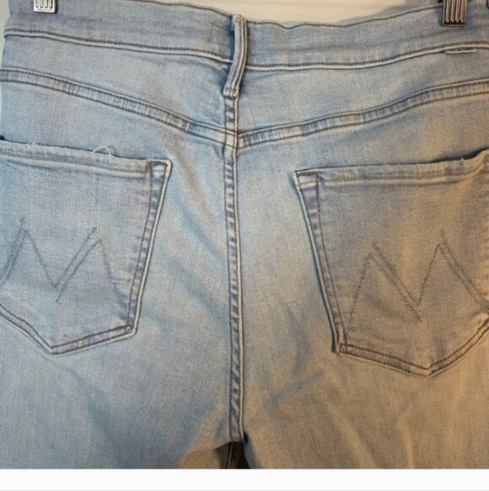 MOTHER The Mid Rise Dazzler Crop Fray in Sun-Kissed Light Wash Denim SZ 34 EUC - Picture 7 of 8